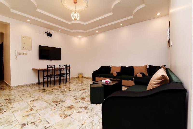 Oyo 301 Asfrine Hotel Apartment Tebük Dış mekan fotoğraf